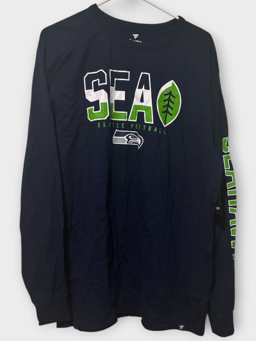 NWT Men's Fanatics Navy Seattle Seahawks Long Sleeve Size L